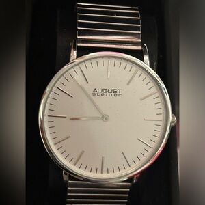 New never used still in box August Steiner watch